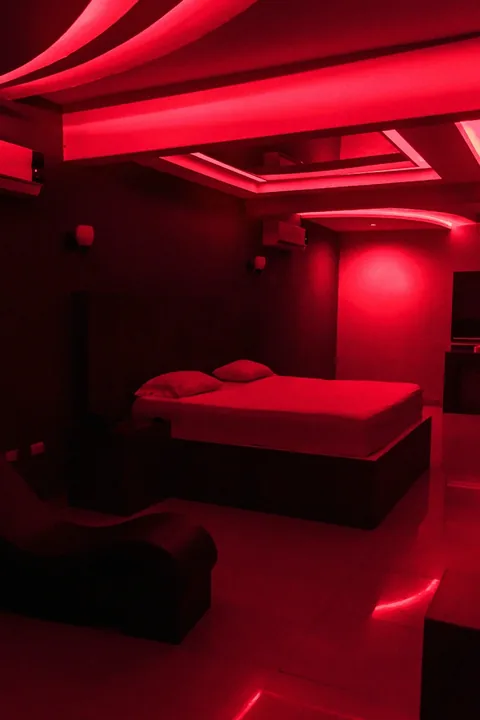 King Suite Jacuzzi — habitación (8)
